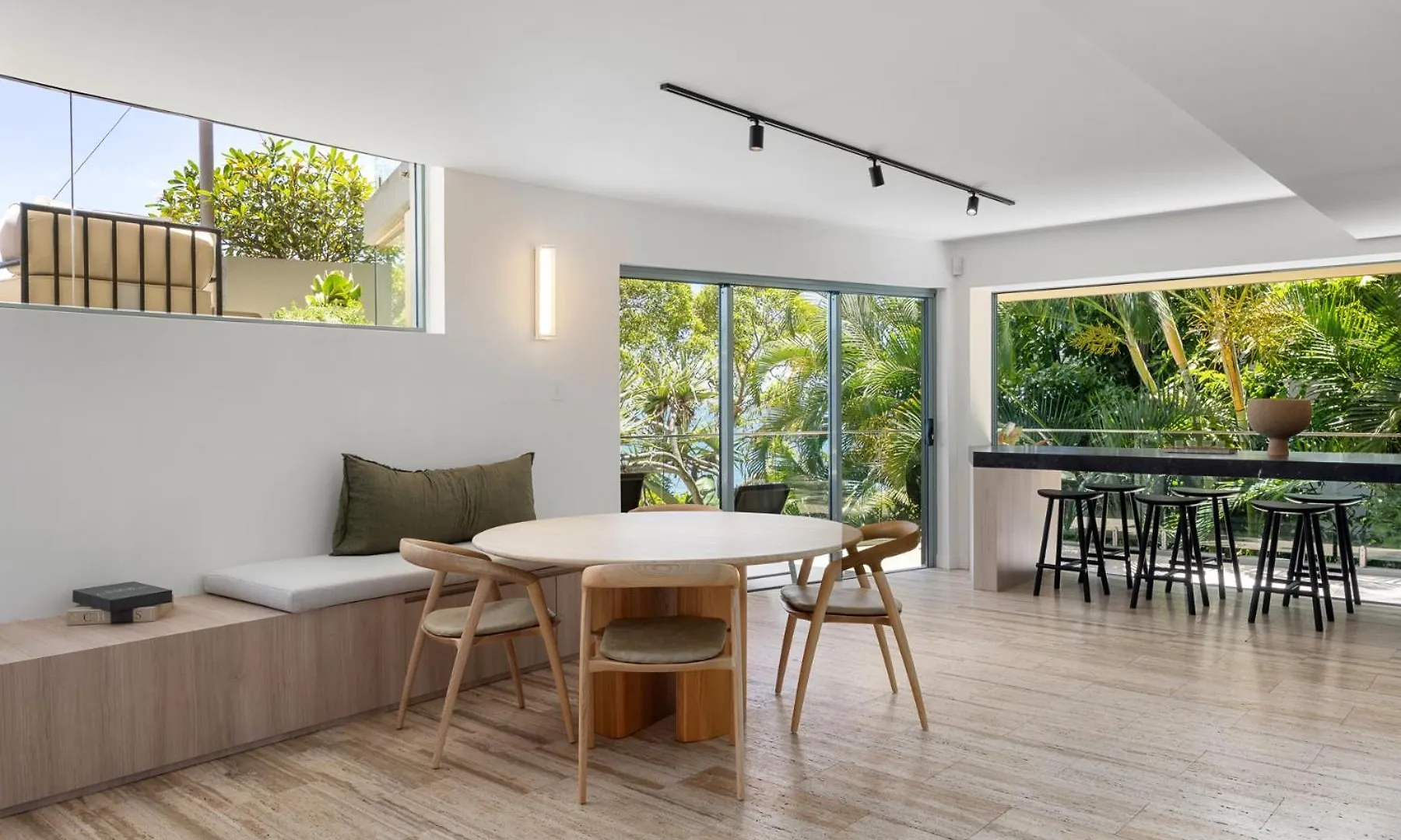 Hastings Park: Noosa Paradise, Laguna Bay Views Noosa Heads