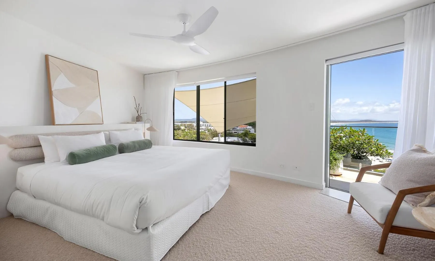 Hastings Park: Noosa Paradise, Laguna Bay Views